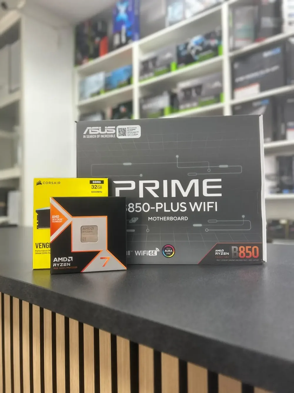 Aufrüst-Bundle bei TeutoTech Bielefeld: AMD Ryzen 7 9800X3D, ASUS Prime B850-Plus WiFi und Corsair Vengeance DDR5-6000